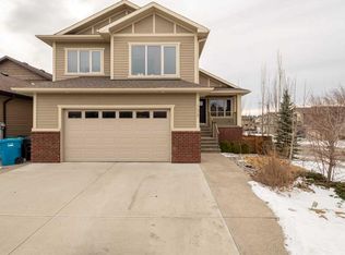 128 N Sixmile Cmn S, Lethbridge, AB T1K 5S6