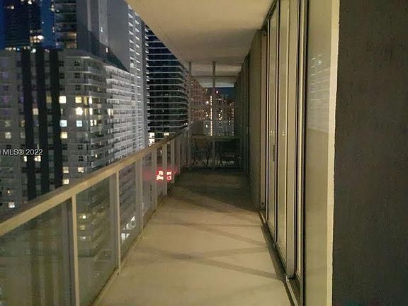 3rd image of 1111 SW 1st Ave APT 2519