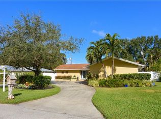 1327 Walden Dr, Fort Myers, FL 33901