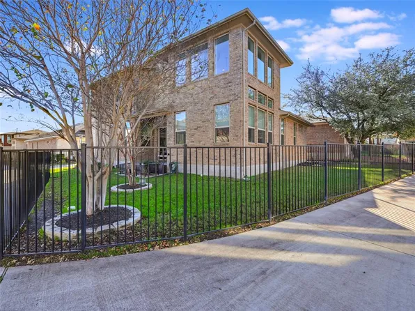 400 E Jeffrey David Ln, Austin, TX 78717