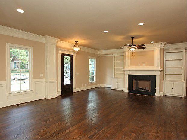 2nd image of 1699 Wayland Cir