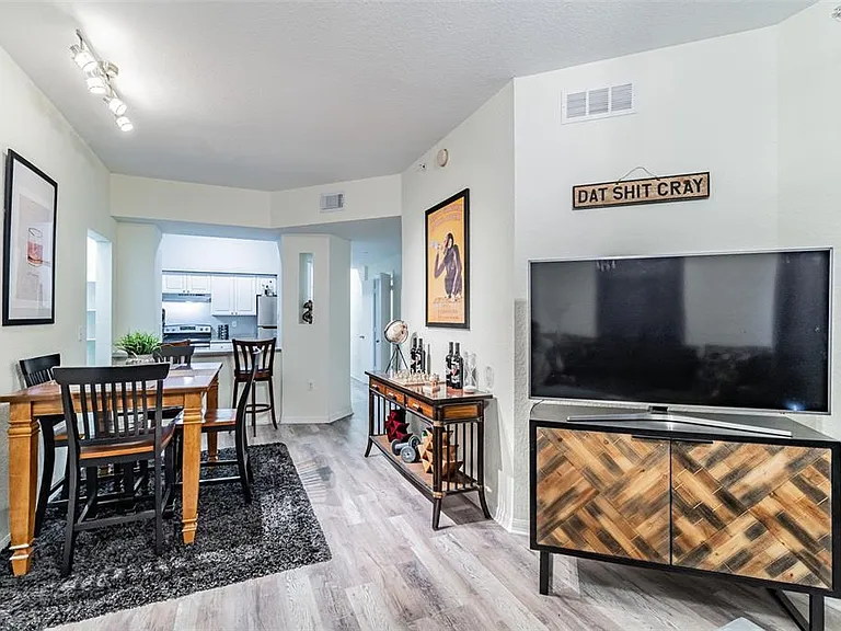 402 S Armenia Ave #116 — Photo 15