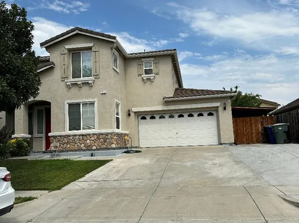 712 Stone Creek Ln, Patterson, CA 95363