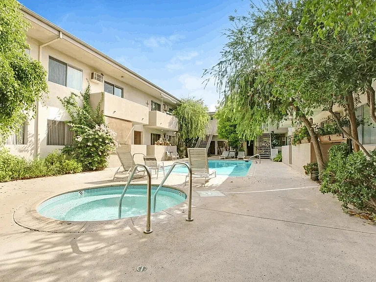5292 Newcastle Ave #23 — Photo 4