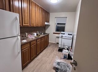246 Howard Ave #1B, Staten Island, NY 10301
