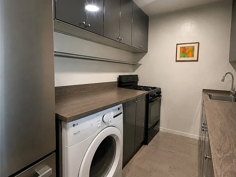 622 Westmount Dr #C — Photo 12
