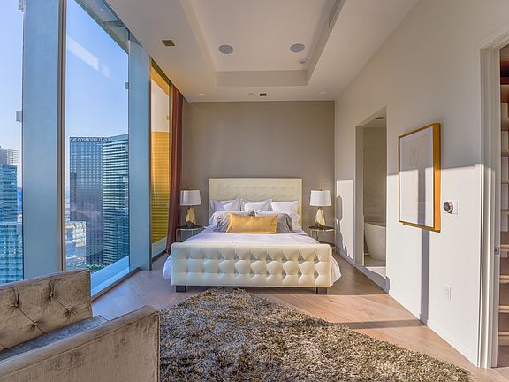 5th image of 3722 S Las Vegas Blvd #3504