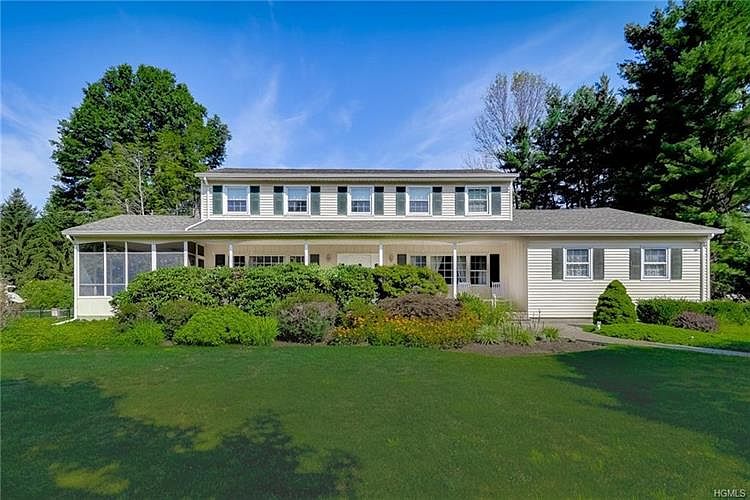 1st image of 14 Copeland Dr