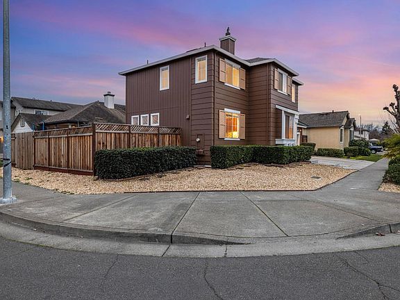 4th image of 2200 Bellevue Ranch