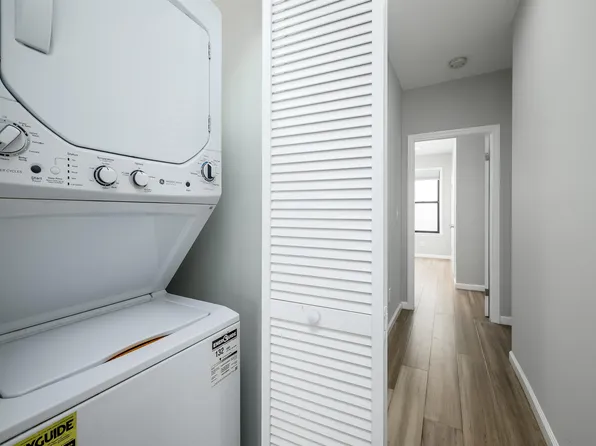 70 Bowers Street image 9 of 23