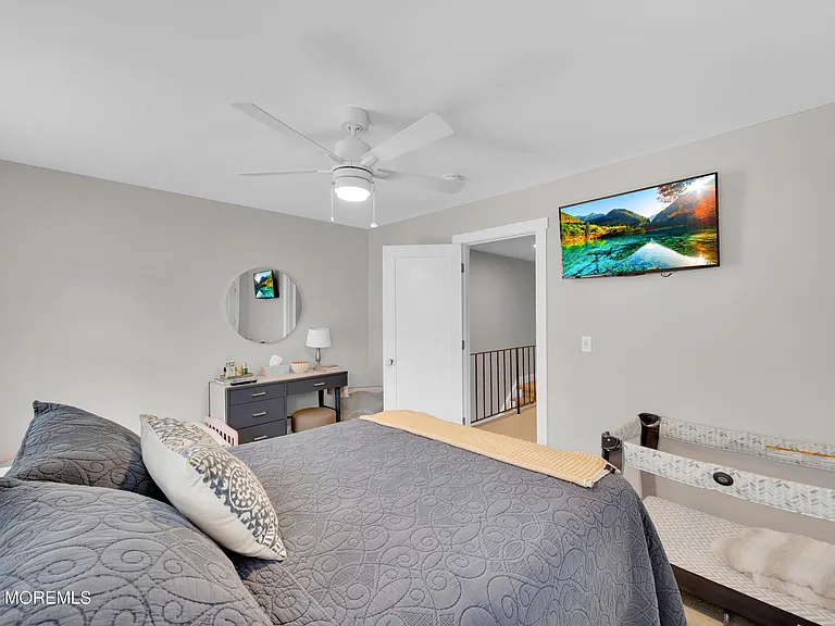 51 Wyckham Rd — Photo 23