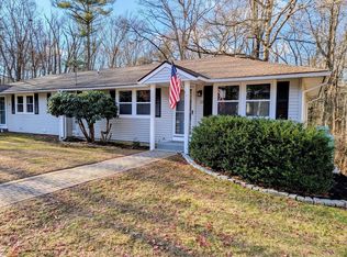 12 Debra Ln, Bellingham, MA 02019