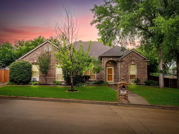 303 Blue Berry Ln, Aledo, TX 76008