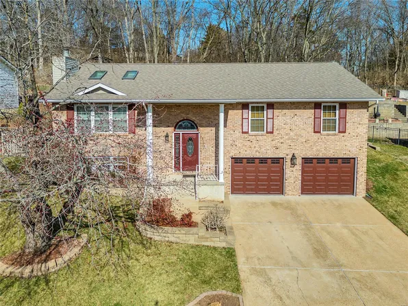 2179 Doe Run Dr, Arnold, MO 63010
