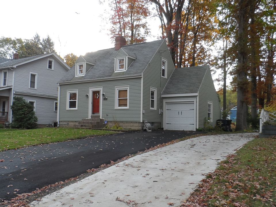 1st image of 999 1st St