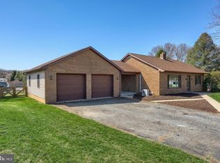 911 Ruby Ln, Wrightsville, PA 17368