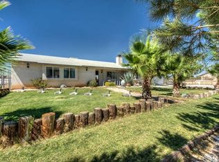 11962 9th Ave, Hesperia, CA 92345