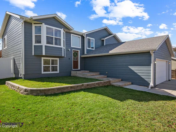 102 Tapadera St, Gillette, WY 82718