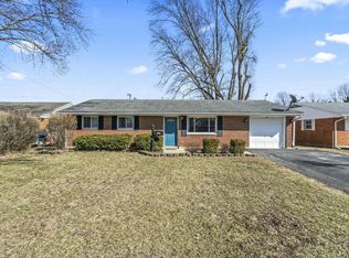 206 Applegate Rd, Englewood, OH 45322