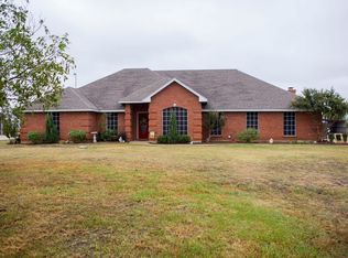 905 W Cleburne Rd, Crowley, TX 76036