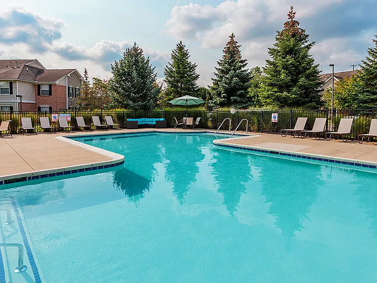 Canton Club Apartments - Canton, MI — Photo 36