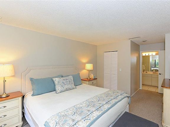 4th image of 7798 Eagle Creek Dr