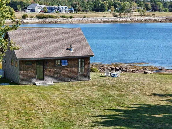 80 Main Street, Gouldsboro, ME 04669
