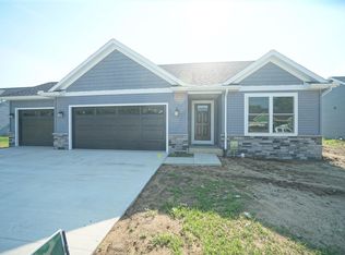 550 N Eastfield Cir, Milford, IN 46542