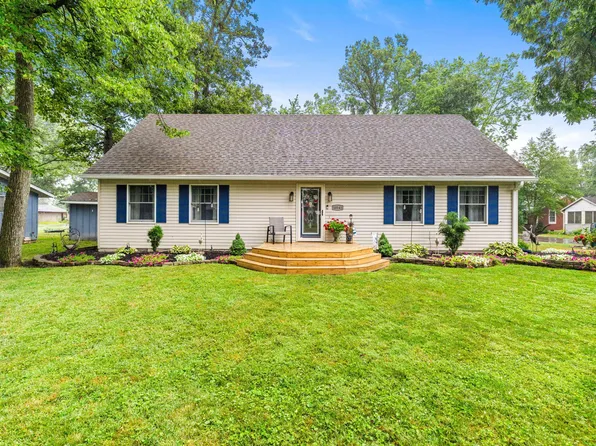 10141 Mohawk Dr, Huntsville, OH 43324