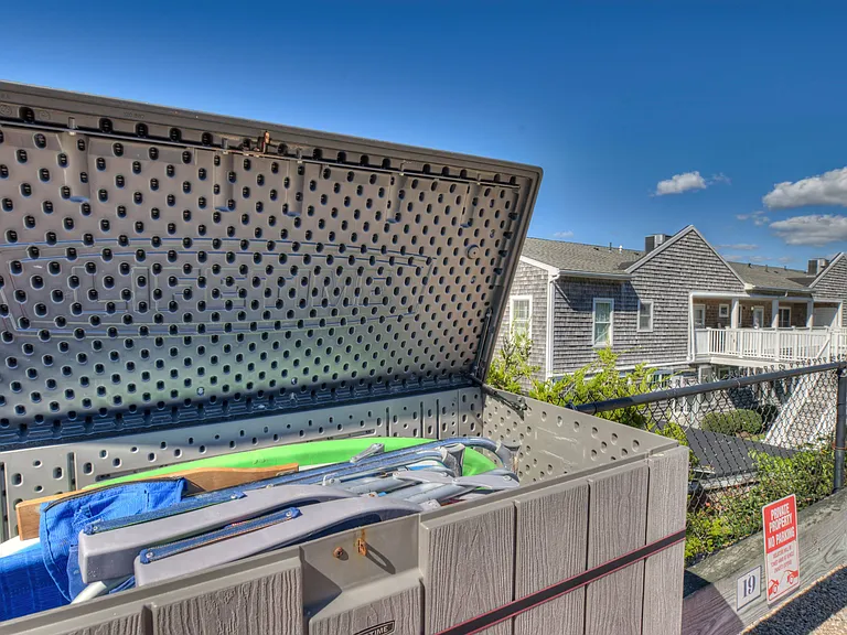 124 Bay St #R2 — Photo 10