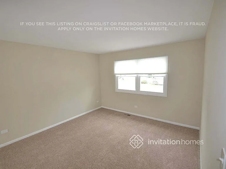 1 Linden Ave — Photo 4