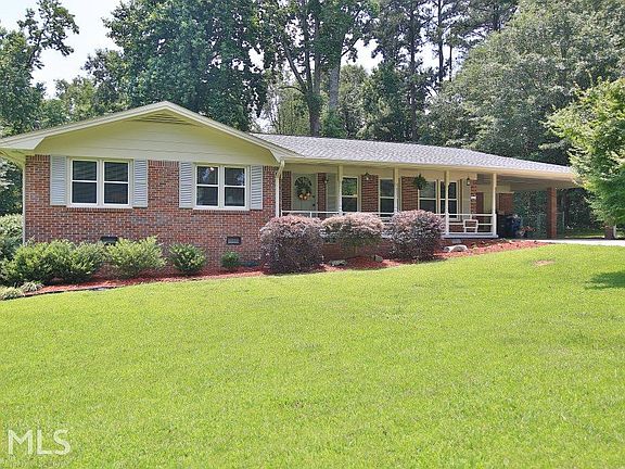 2nd image of 1153 Lanford Cir