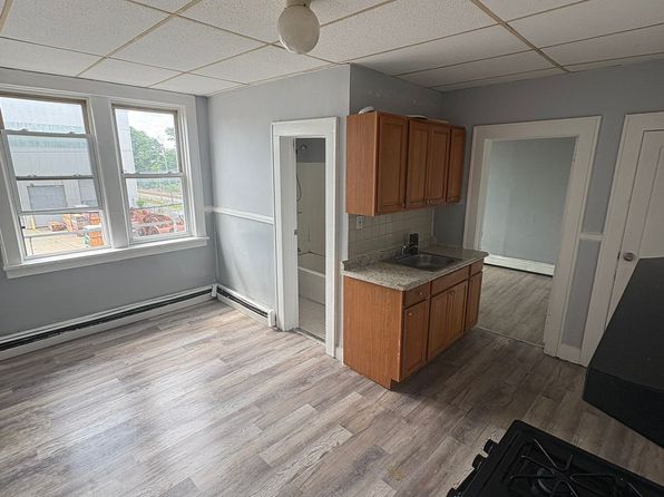 274 Vreeland Ave #E14