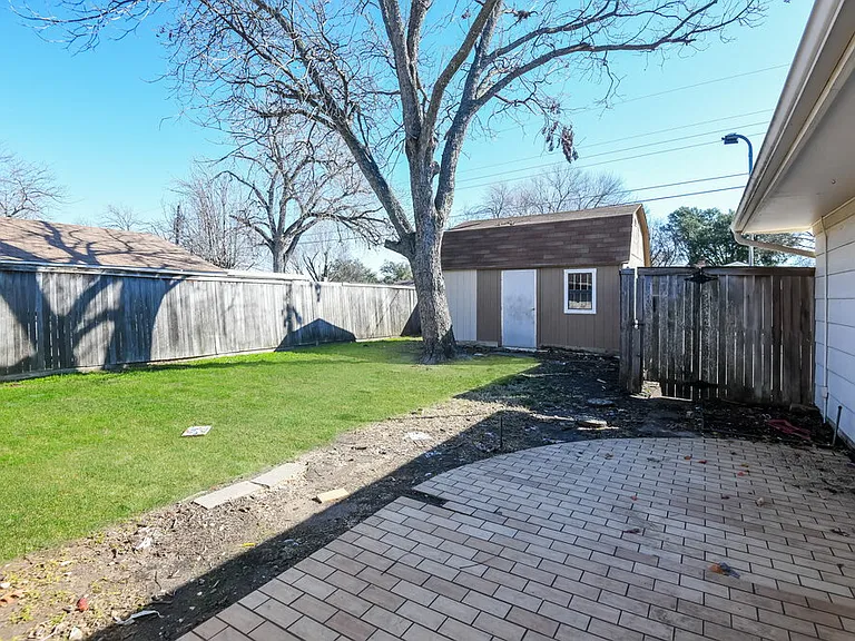 2532 Belhaven Dr — Photo 24