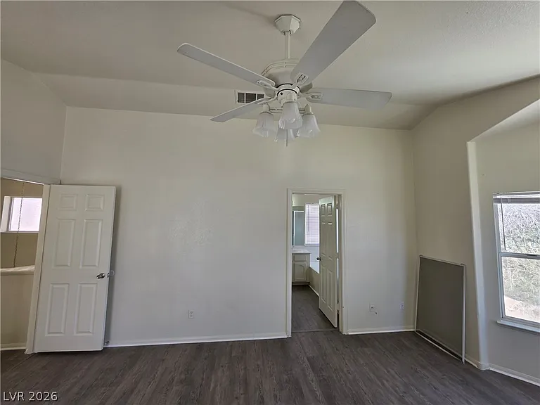 8008 Dover Shores Ave — Photo 27