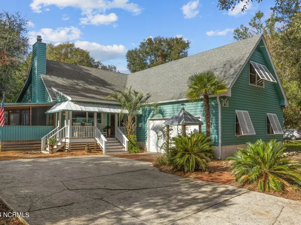 151 Arborvitae Drive, Pine Knoll Shores, NC 28512