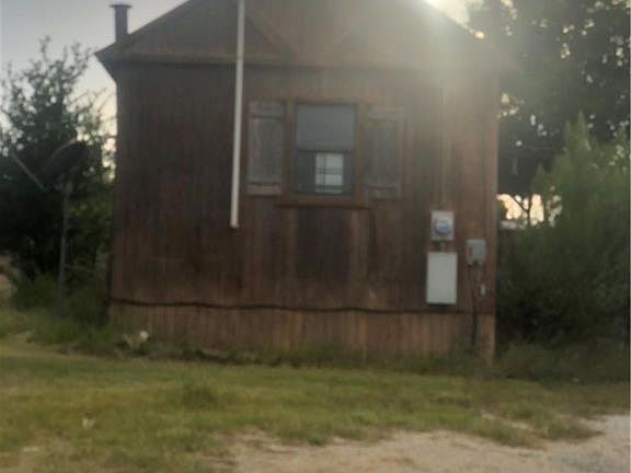 2nd image of 5801 County Road 200
