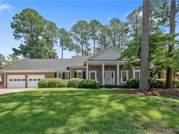 213 Thorncliff Dr, Fayetteville, NC 28303