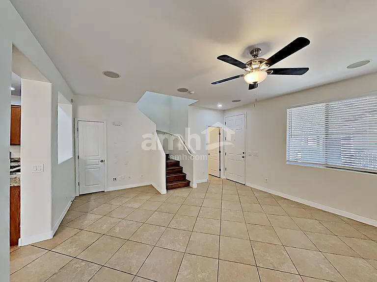 3843 E Santa Fe Ln — Photo 8