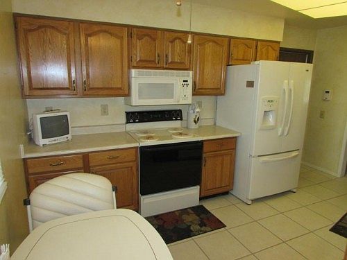 5th image of 11195 W Palmeras Dr