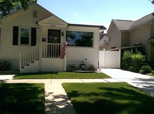 2439 3rd St, Trenton, MI 48183