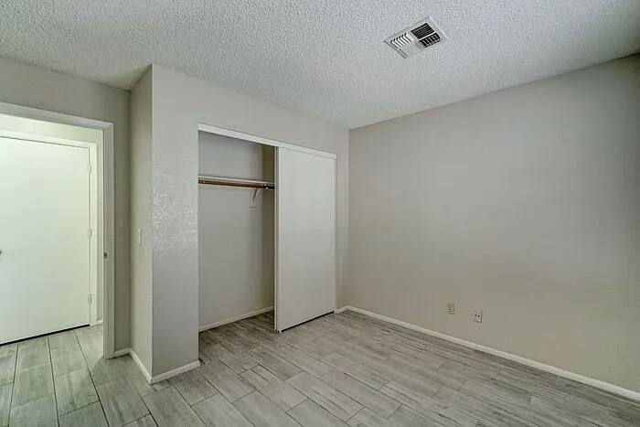 7040 W Olive Ave #12 — Photo 22