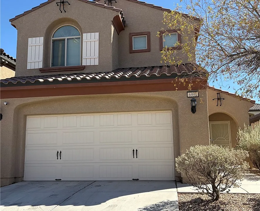6991 Positano Hill Ave