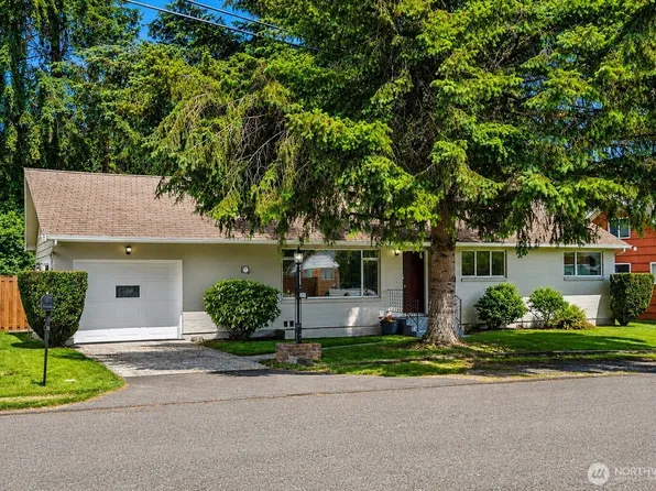 1235 Warner Street NE, Olympia, WA 98516
