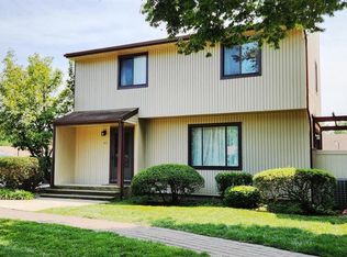41 Ardsley Ct, East Brunswick, NJ 08816