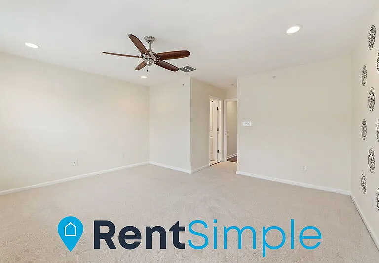 15375 Rosemont Manor Dr — Photo 27