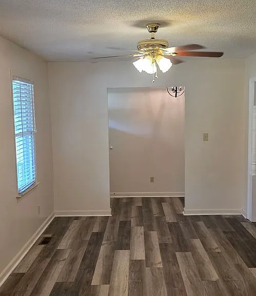 113 Lakeland Dr — Photo 23