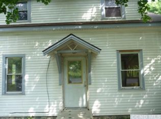 936 Red Mill Rd, Greenville, NY 12083