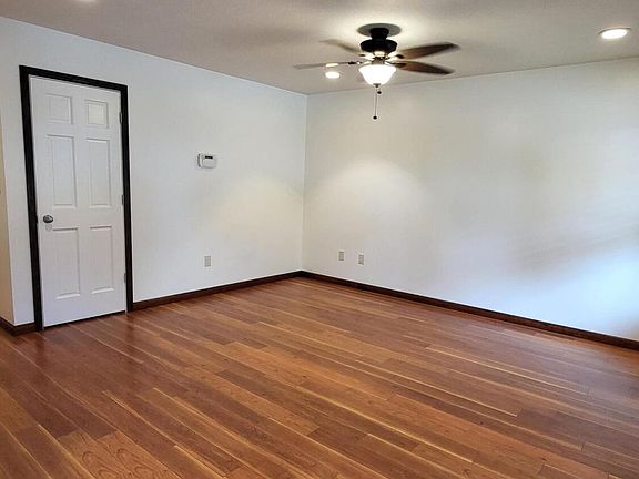 3rd image of 1244 Hancock St
