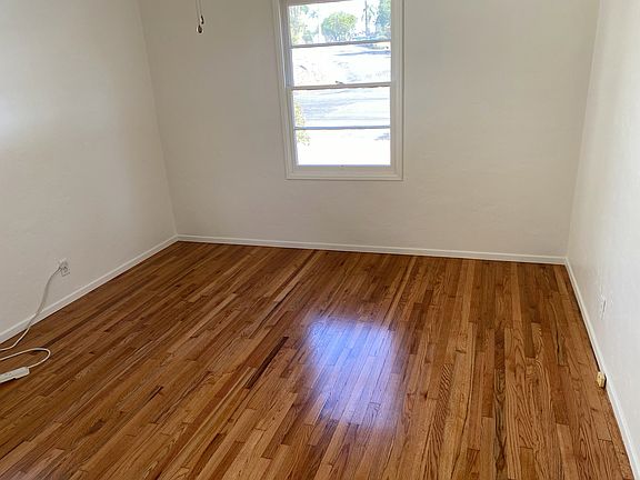 5th image of 4348 Harbinson Ave